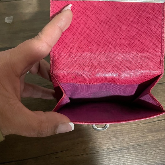 Salvatore Ferragamo project Red Wallet - Picture 4 of 8